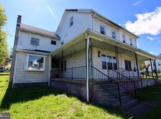 935 Sunbury Rd, Pottsville, PA 17901