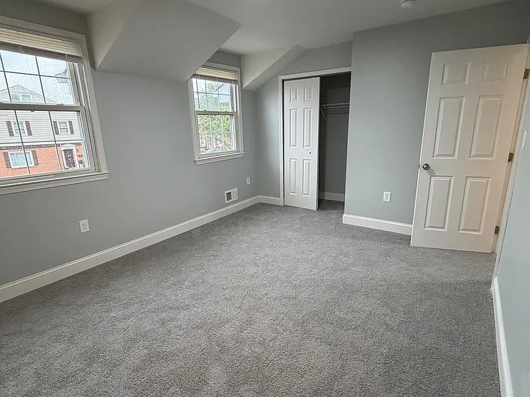 12928 Claxton Dr #6 — Photo 10