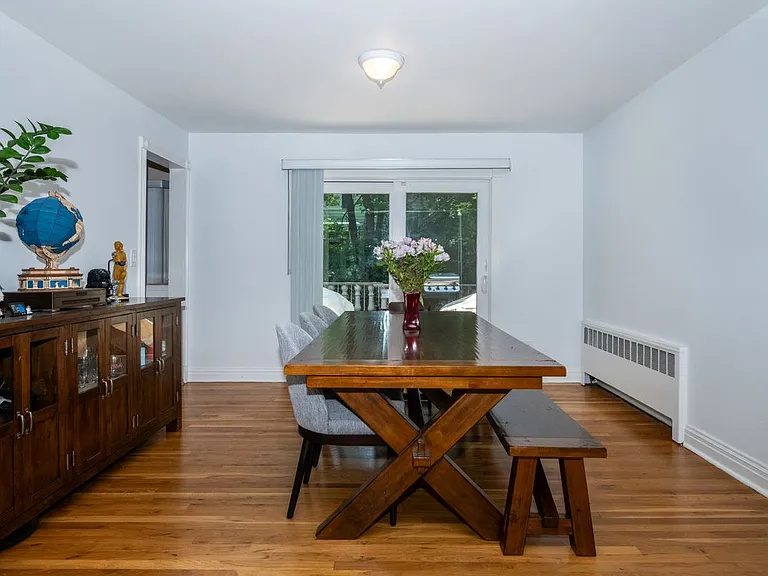 18 Carlyle Pl — Photo 11