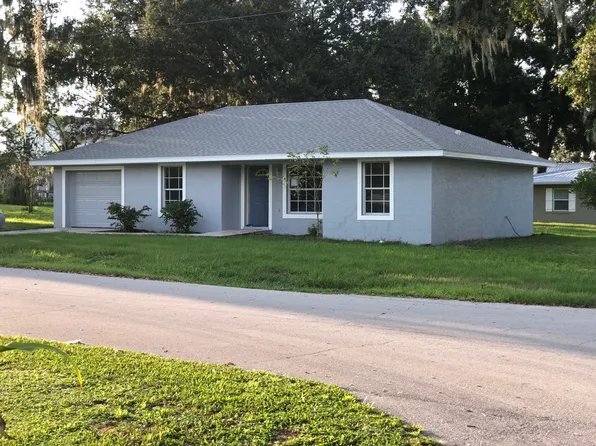1035 7th St NE, Fort Meade, FL 33841