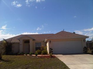 4052 SW Bamberg St, Port Saint Lucie, FL 34953