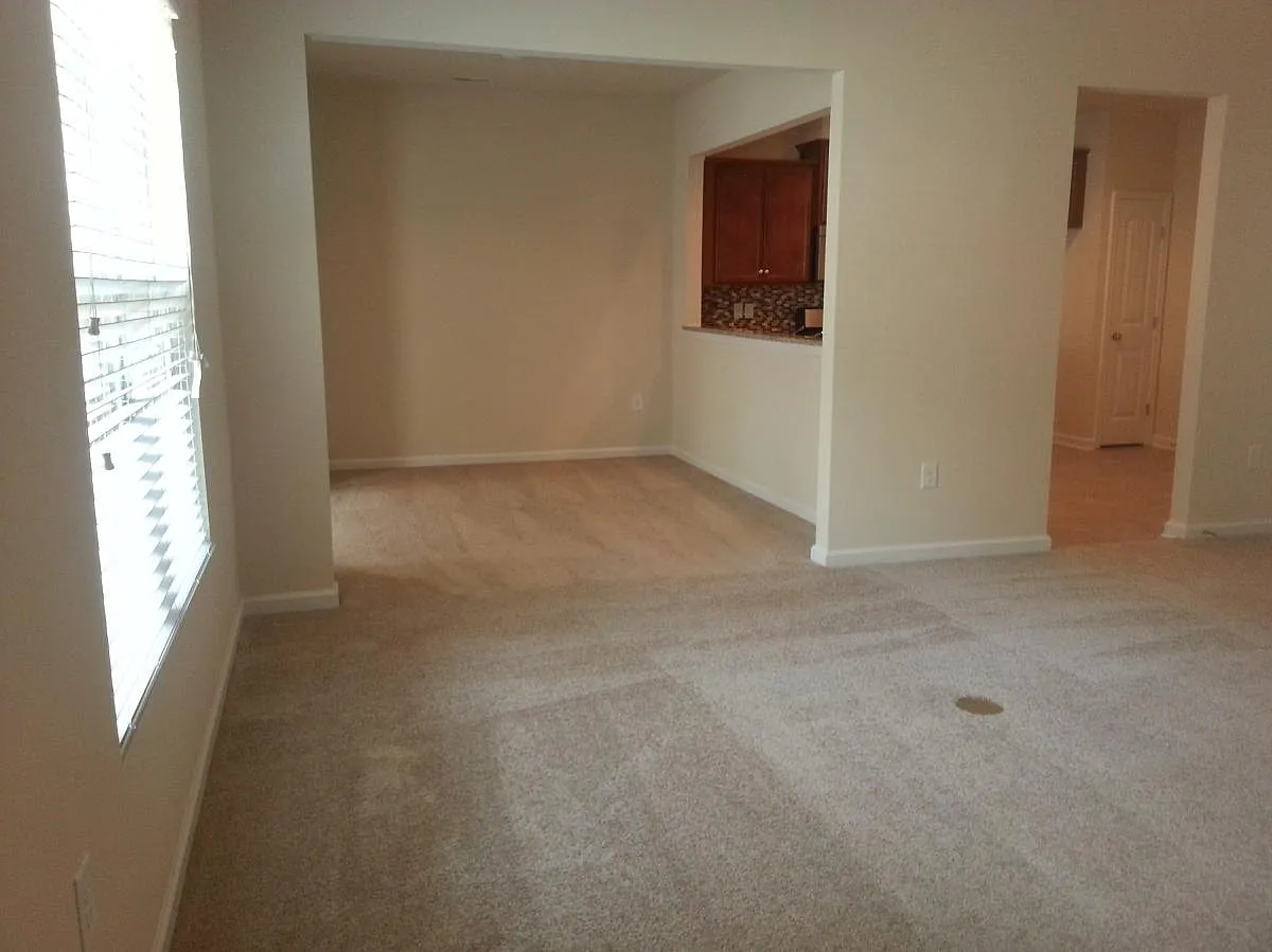 408 Chanson Drive — Photo 4