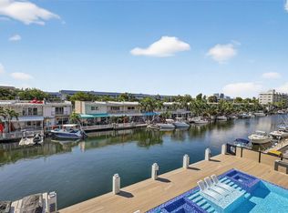 3830 NE 171st St, North Miami Beach, FL 33160