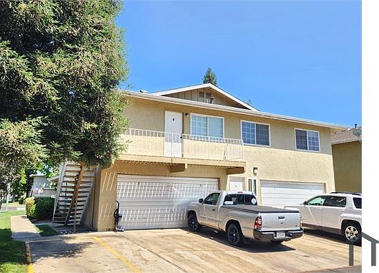 3rd image of 2236 Peach Ave APT 4