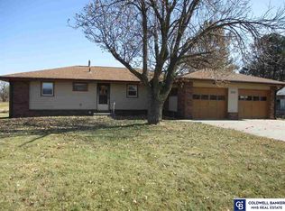 240 NW 84th St, Lincoln, NE 68528