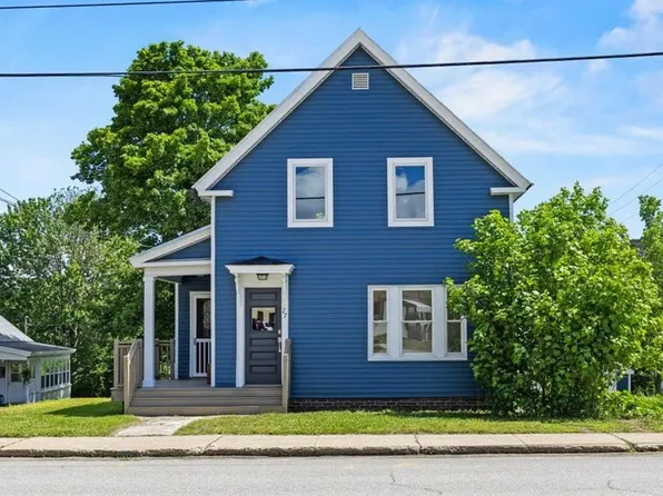 27 Riverside Avenue, Sanford, ME 04073