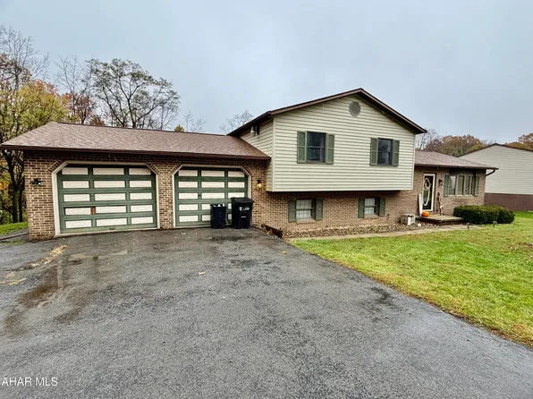 1668 Juniata Ln, Altoona, PA 16602