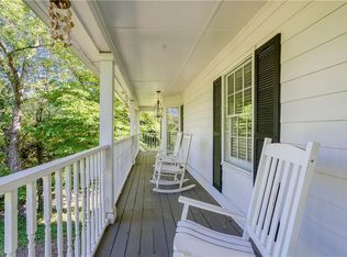 913 Rhett Ct NE, Kennesaw, GA 30144