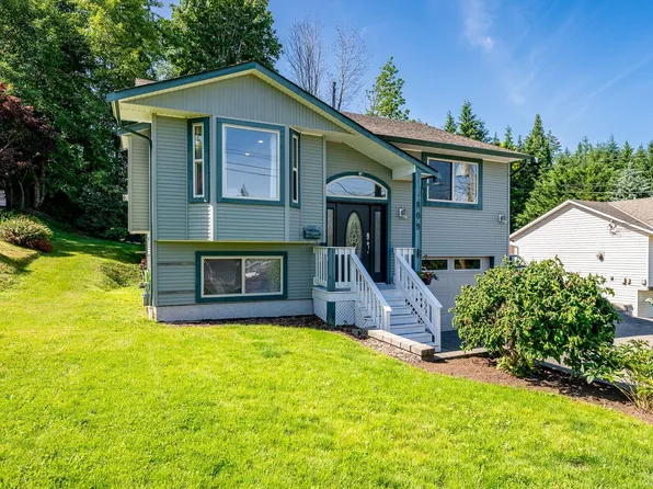 809 Willowcrest Rd, Campbell River, BC V9W 5L1