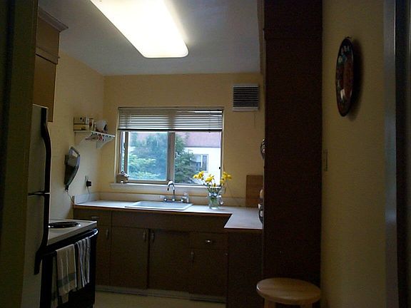 Handy Kitchen