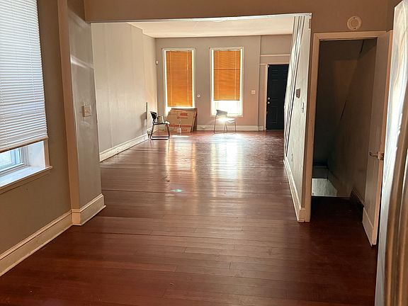 4th image of 643 State St