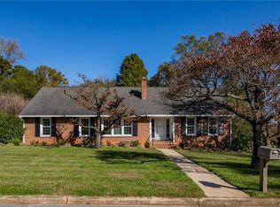 207 Ridgewood Dr, Lexington, NC 27292