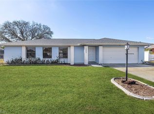 1424 Carmelle Dr, Fort Myers, FL 33919