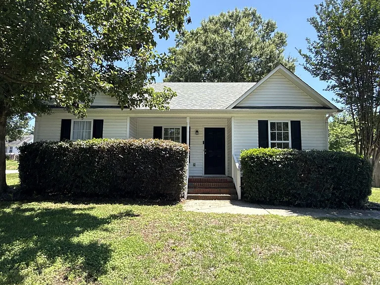1653 Dawson Ct — Photo 1