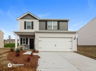8527 Highgate Dr, Charlotte, NC 28215