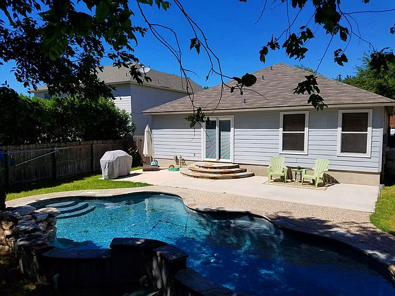 4th image of 9747 Charline Ln