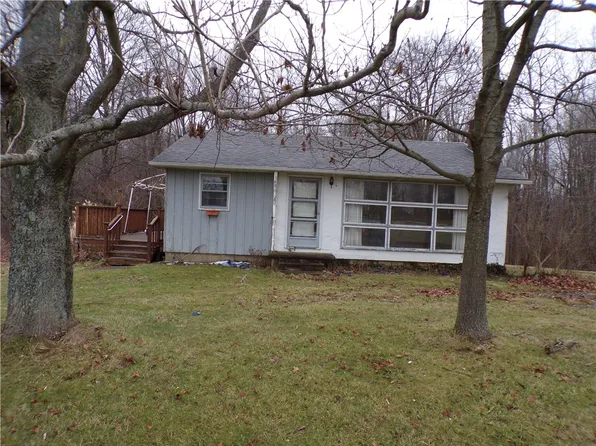 8733 Route 6n, Albion, PA 16401