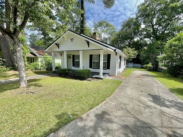 536 Pearl St — Photo 3