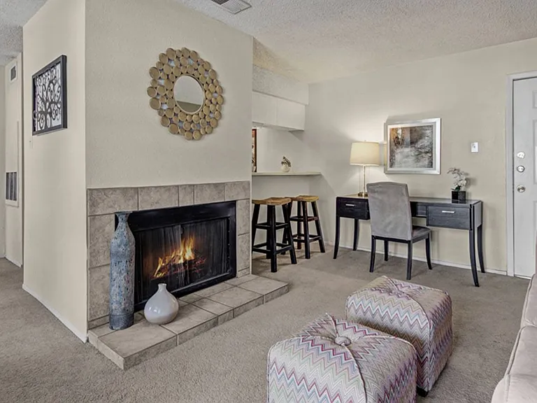 Cypress Pointe — Photo 1