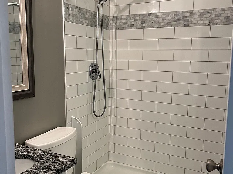 2530 E North St #8-G — Photo 12
