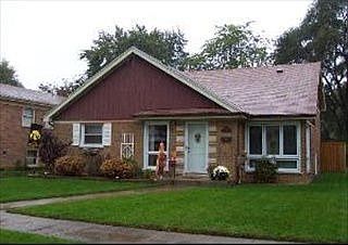 5th image of 10416 S Tripp Ave