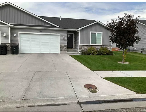 3325 Judy St Photo 1