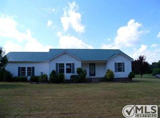 257 Cedar Park Dr, Centerville, TN 37033