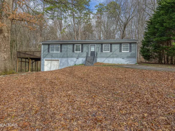 2205 Ridgecrest Dr, Knoxville, TN 37918