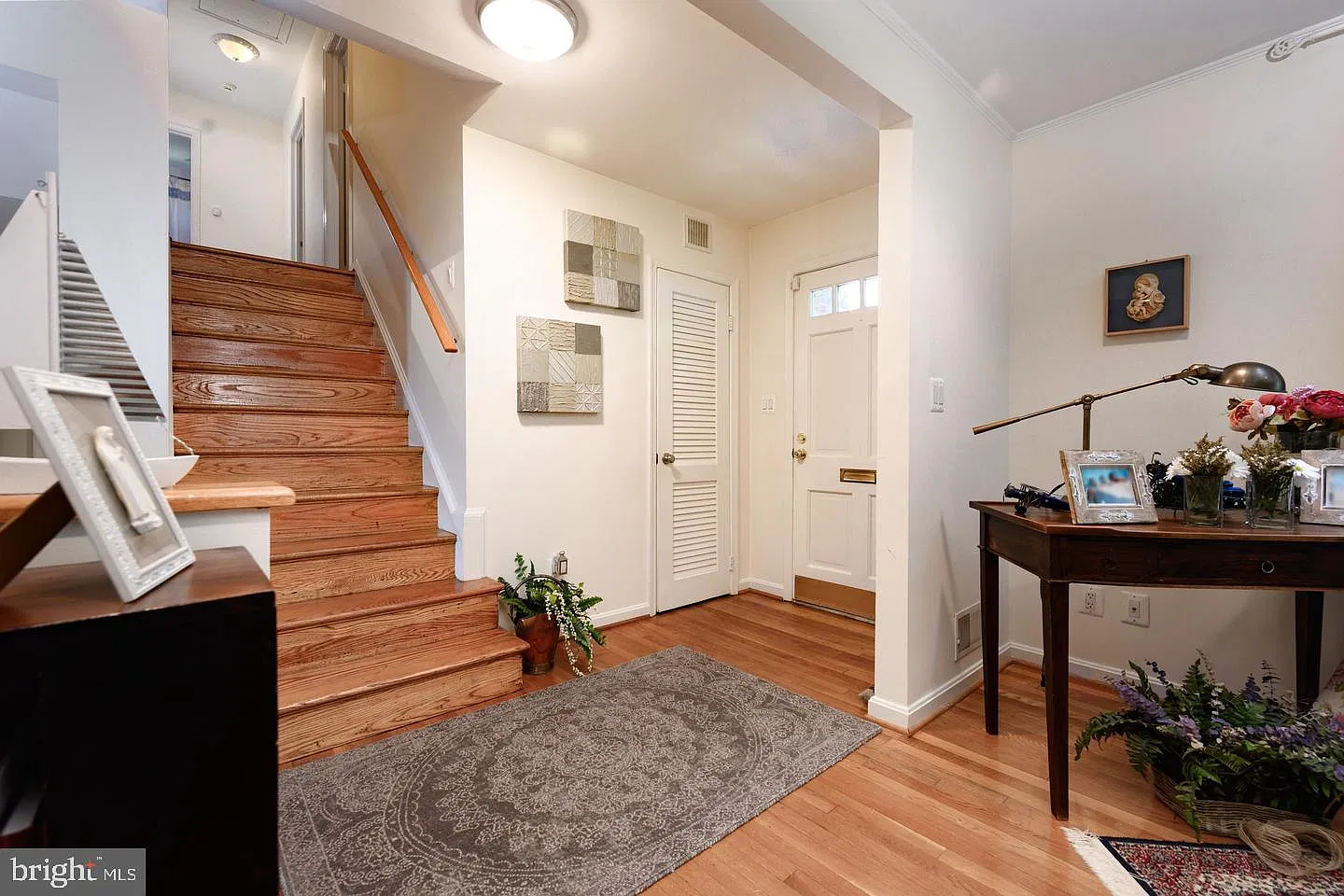 5 bed, 3.0 bath, 3200 sqft, $5,250 — Photo 4
