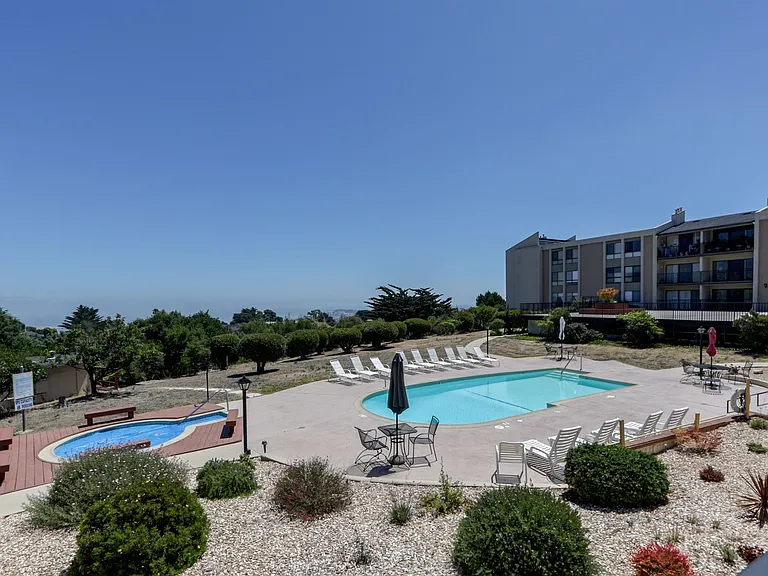 380 Vallejo Dr #128 — Photo 37