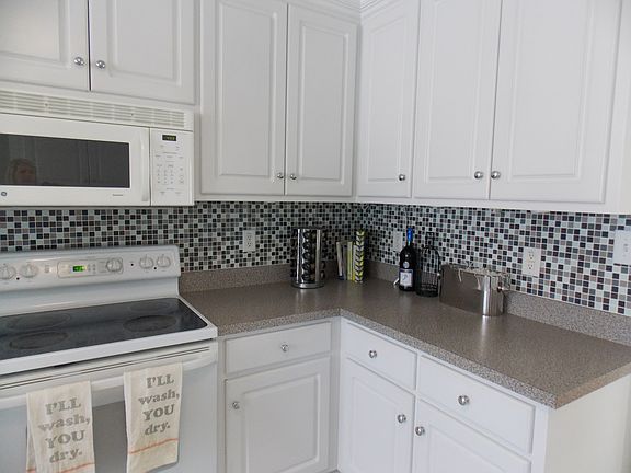 2nd image of 768 Addington Dr