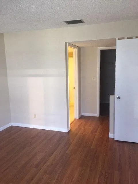 2 bed, 950 sqft, $1,625 — Photo 4