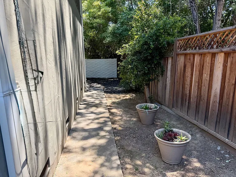 454 San Benito Ave #A — Photo 15