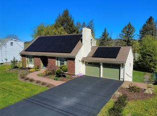 7 Brookside Ave E, Apalachin, NY 13732