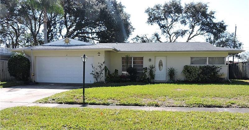 1st image of 1689 Palace Dr