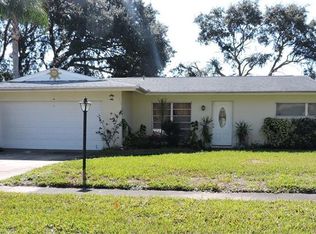 1689 Palace Dr, Clearwater, FL 33756