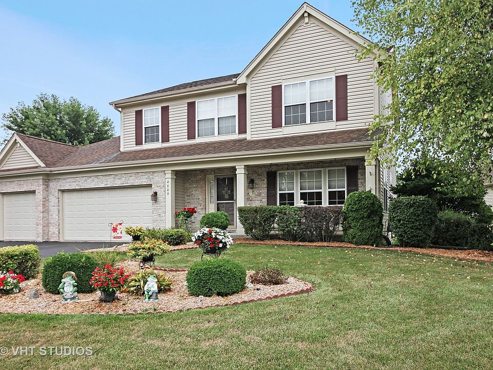 1st image of 4609 Loyola Dr