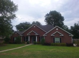 3808 Clarkway Pl, Longview, TX 75605