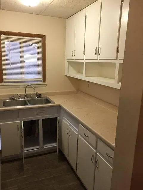 2 bed, 1400 sqft, $795 — Photo 4