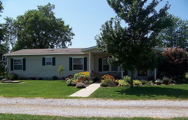 1st image of 8157 E 2100th Ave