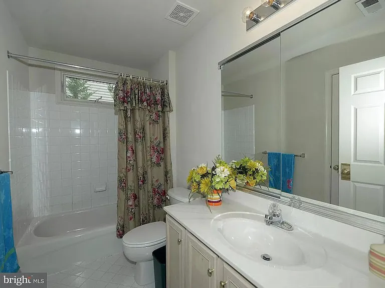 13324 Horsepen Woods Ln — Photo 23