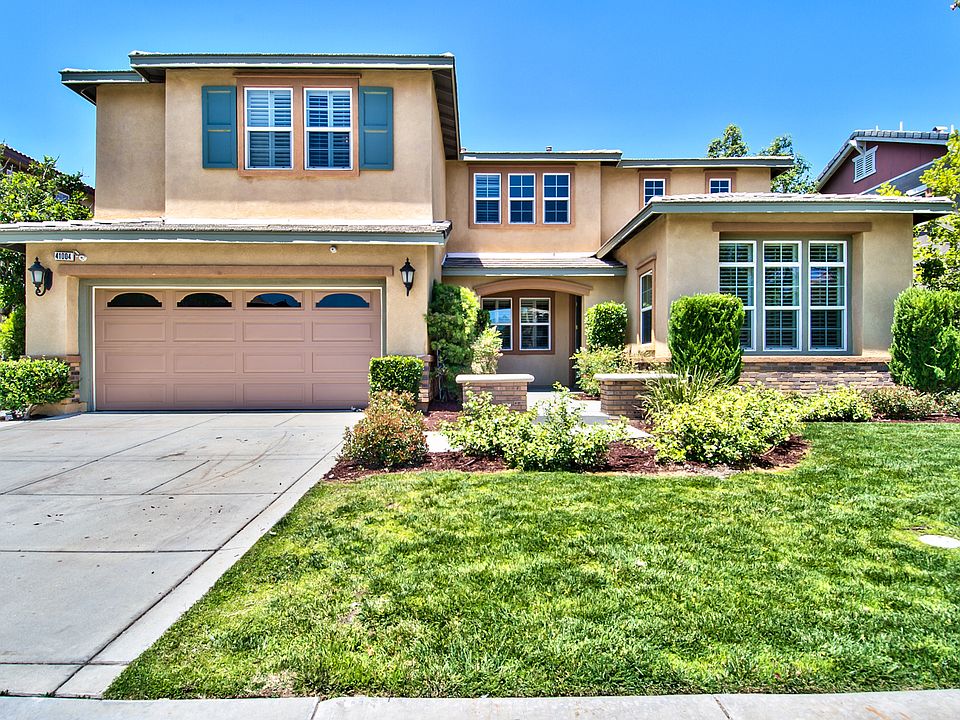 1st image of 41004 Diana Ln