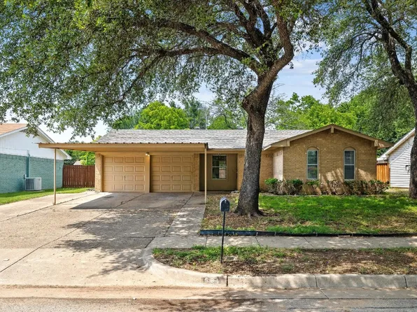561 Ferguson Dr, Lewisville, TX 75057