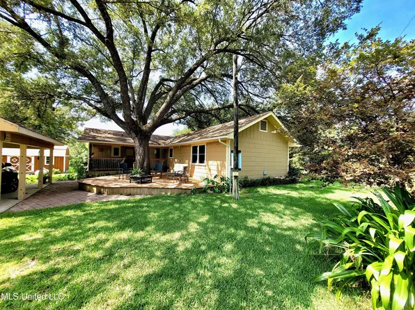 24440 Ramsey Rd, Saucier, MS 39574