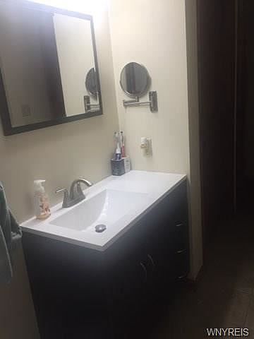 2nd image of 50 Knowlton Ave
