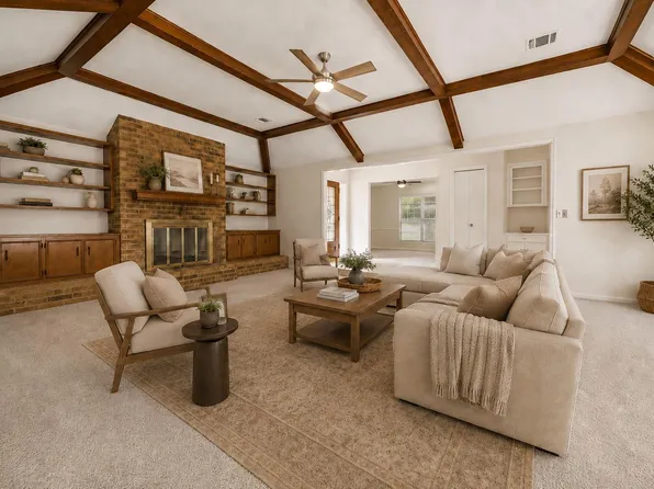 114 Camellia St, Sugar Land, TX 77478