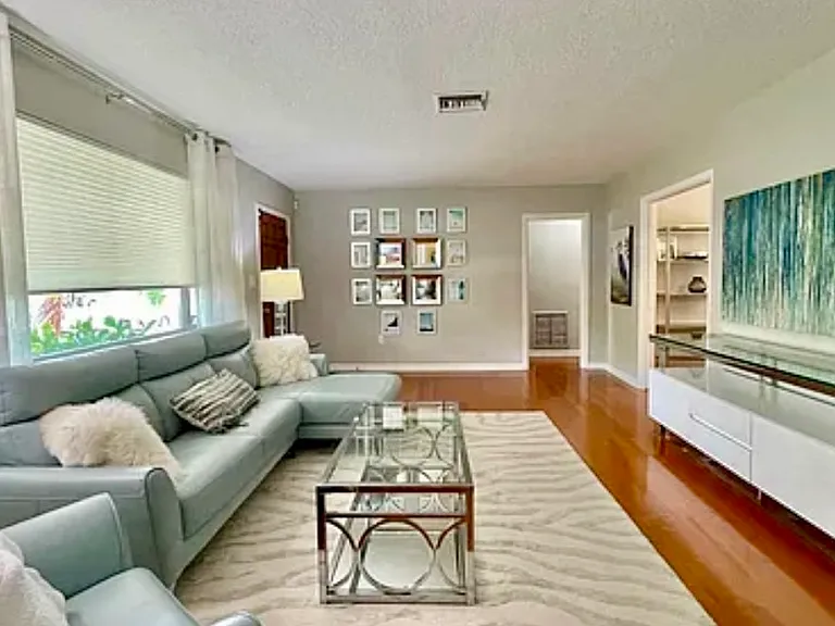 235 Fordham Dr — Photo 6