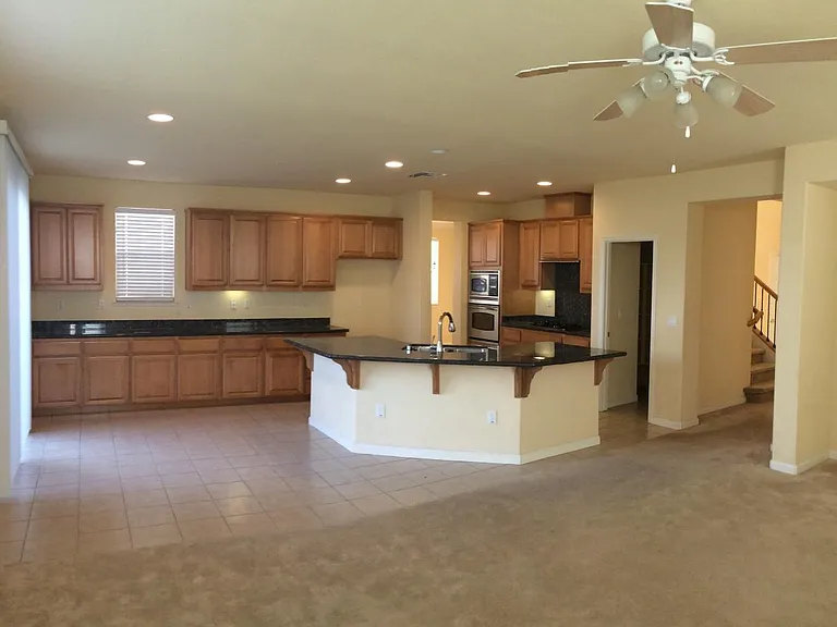 771 Cathedral Way — Photo 14