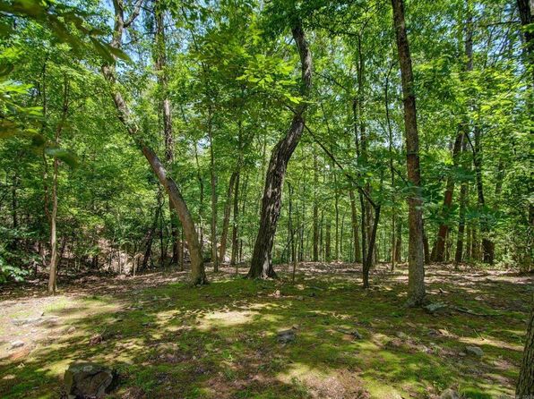 17 Glenleigh Dr, Little Rock, AR 72227