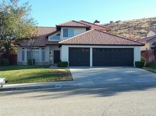 3158 Hampton Rd, Palmdale, CA 93551